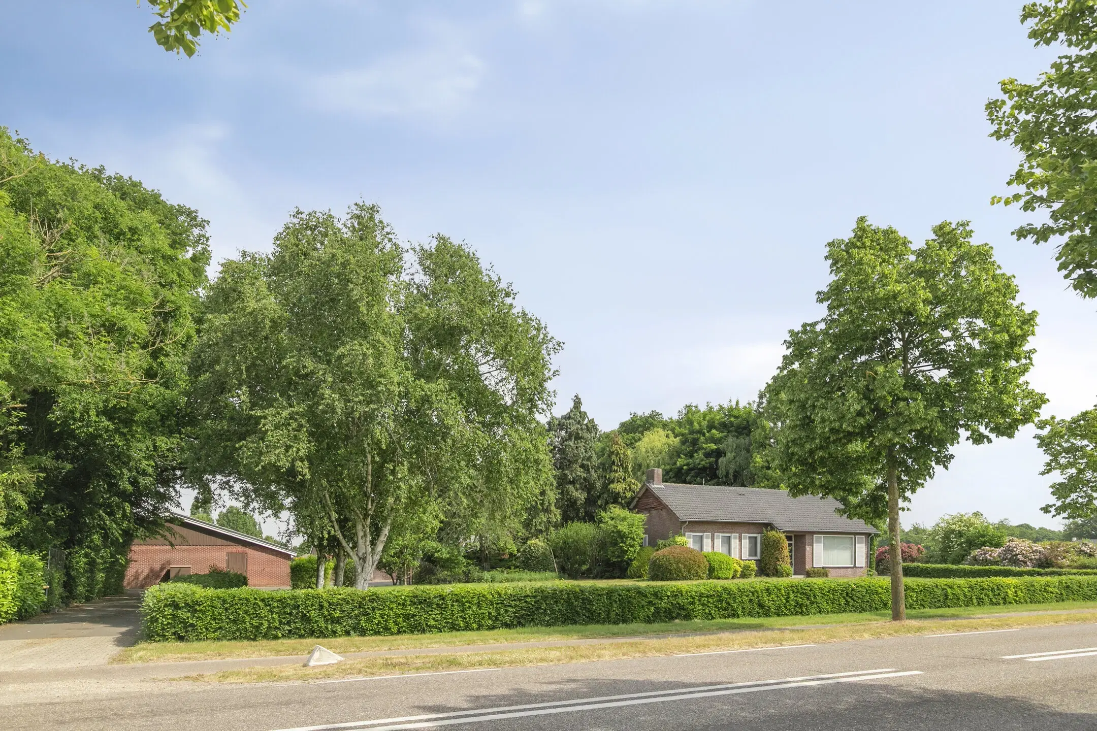 Heythuysen, Leveroyseweg 10