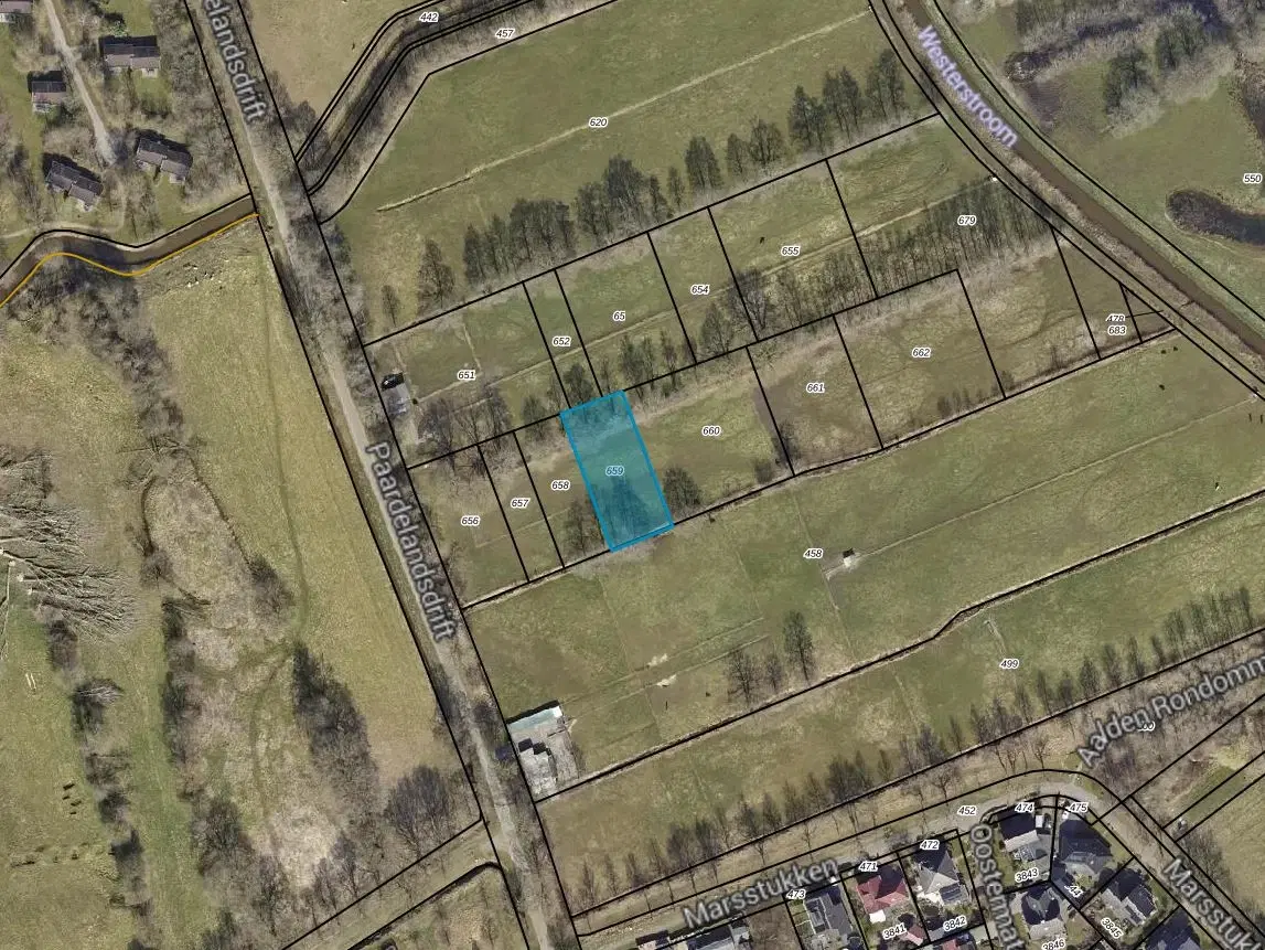 Percelen agrarische grond (perceelnummers 659, 684) gelegen nabij de Paardelandsdrift ong. te Aalden