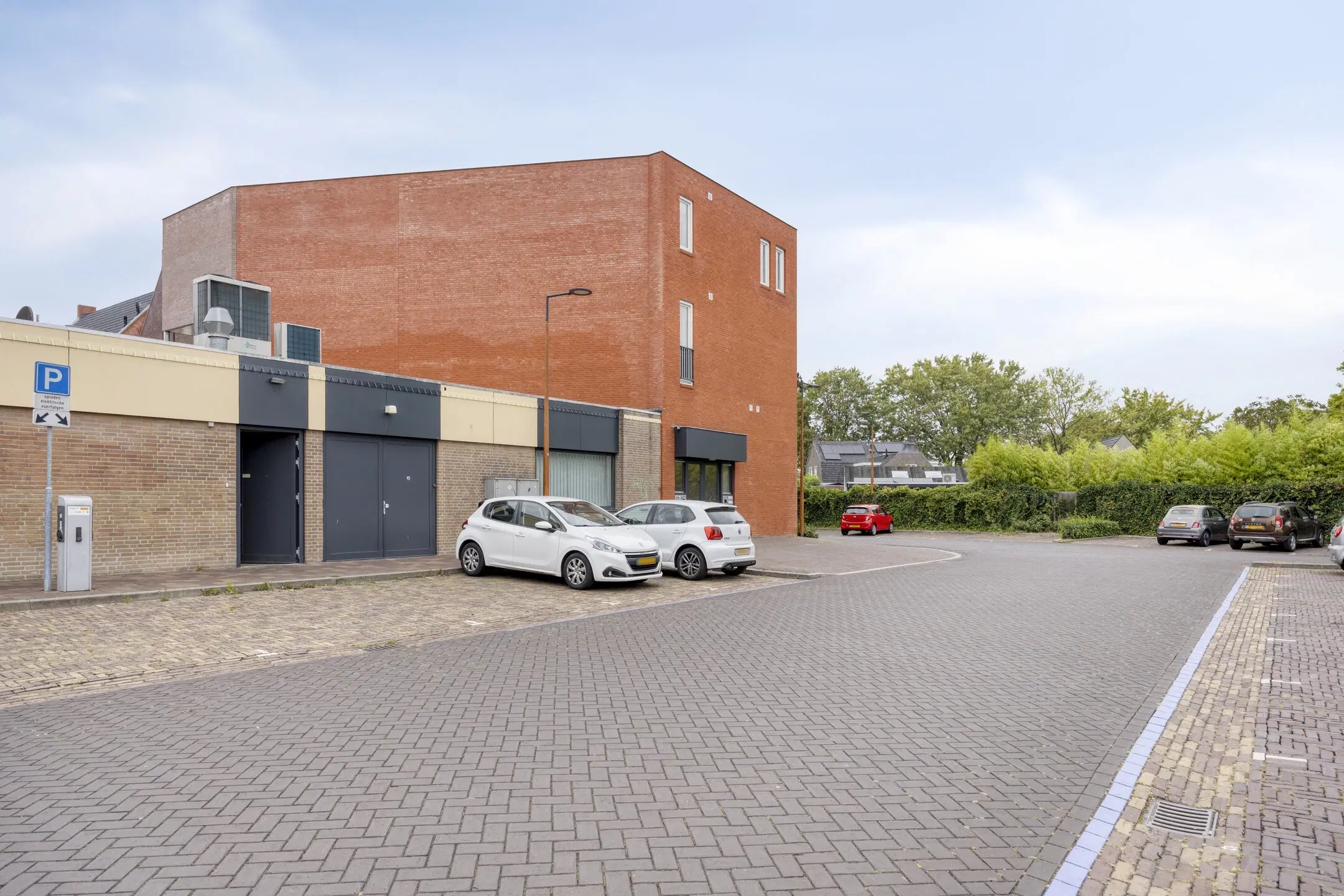 Vlijmen, Monseigneur van Kesselstraat 2-H
