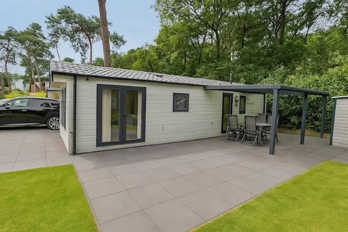 13 percelen grond gelegen op Resort De Heimolen te Baarle-Nassau