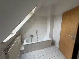 6 appartementen, bouwjaar: 1983 (huursom € 28.537,80) in Behren-Lübchin - Duitsland