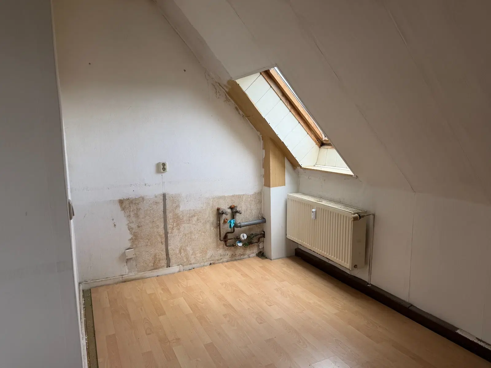 6 appartementen, bouwjaar: 1983 (huursom € 28.537,80) in Behren-Lübchin - Duitsland